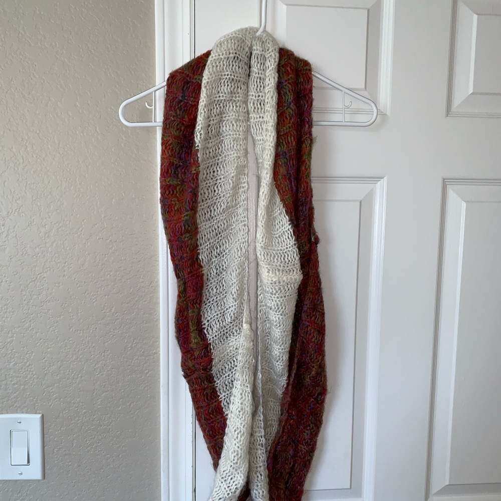 Forever 21 infinity scarf - Picture 2 of 2